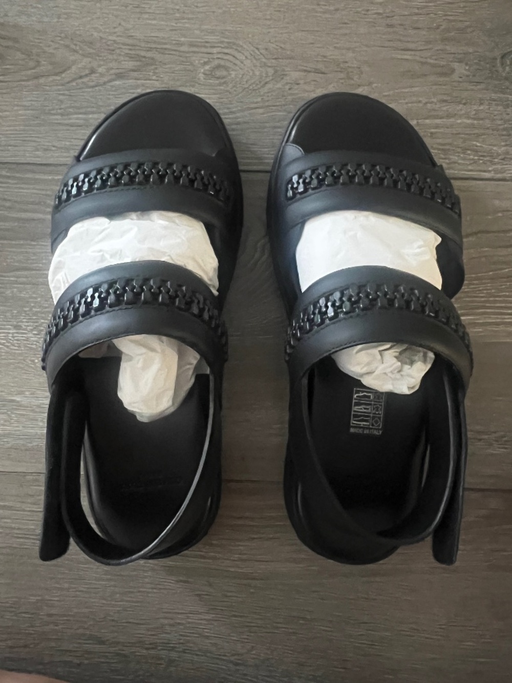 Givenchy skate sandals 40